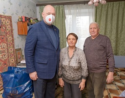 Вадим Супиков посетил блокадников, проживающих в Железнодорожном районе