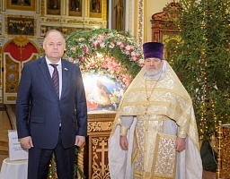 Вадим Супиков принял участие в Рождественском богослужении